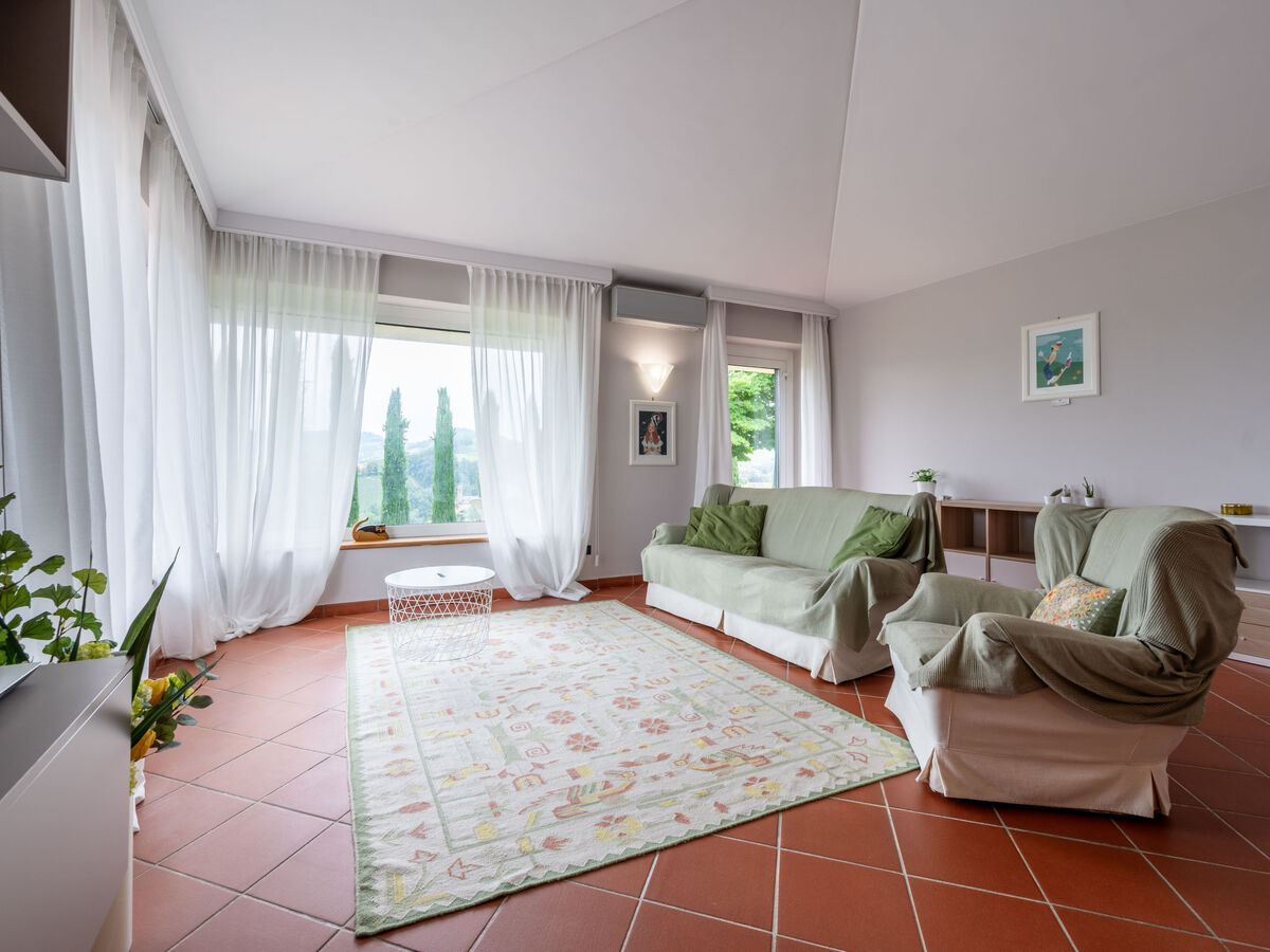 Maison Baroncelli à Barolo, vue sur le château - Photo 6