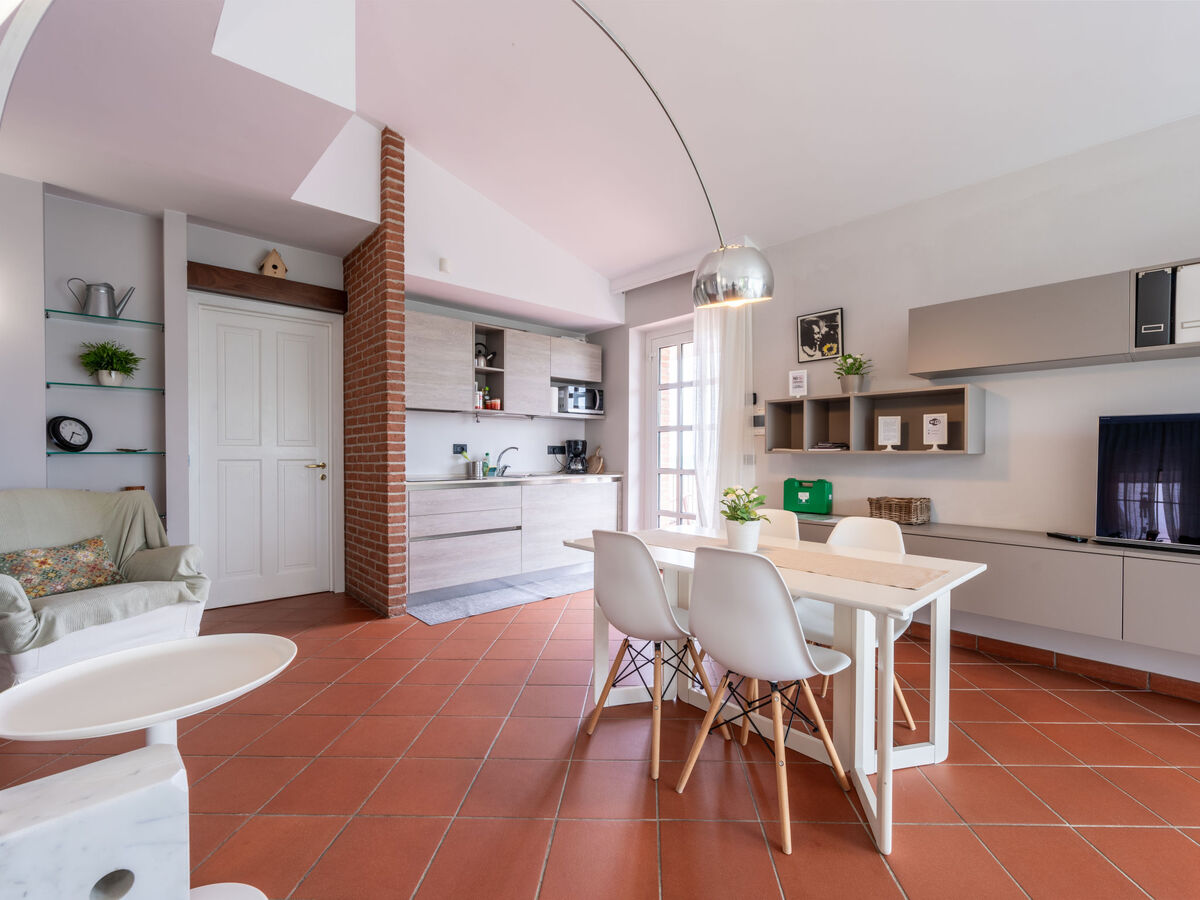 Maison Baroncelli à Barolo, vue sur le château - Photo 11