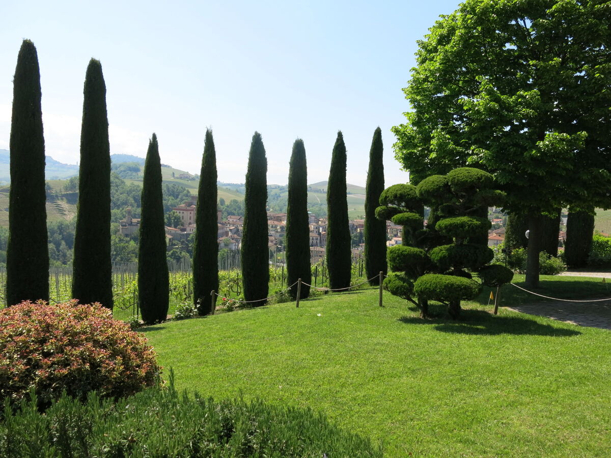 Maison Baroncelli à Barolo, vue sur le château - Photo 28
