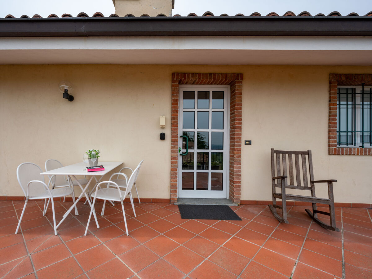 Maison Baroncelli à Barolo, vue sur le château - Photo 29