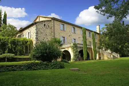 Appartement - La Feniere, Maison à Ardèche près du Château Ventadour - Photo 3