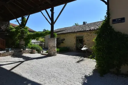 Appartement - La Feniere, Maison à Ardèche près du Château Ventadour - Photo 20
