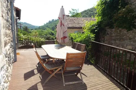 Gite - La Filature, Maison à Ardèche avec Piscine & Jardin - Photo 15