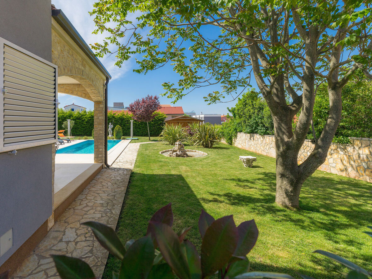 Maison Libera avec piscine privée à Pula - Photo 8