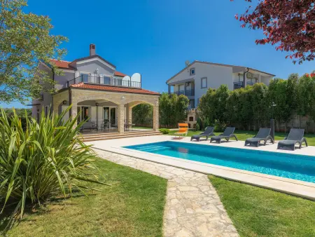 Maison Libera avec piscine privée à Pula : photo 21