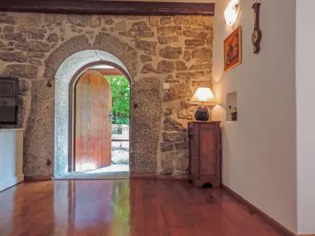 Maison Škalniški avec piscine privée à Jurdani : photo 10