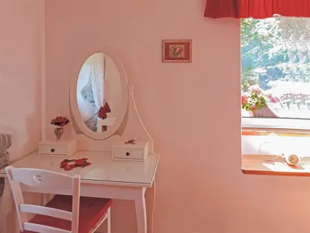 Maison Škalniški avec piscine privée à Jurdani : photo 16