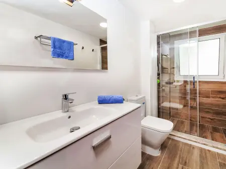 Appartement Blau – vue mer, à 30 m de la plage de Aro : photo 11