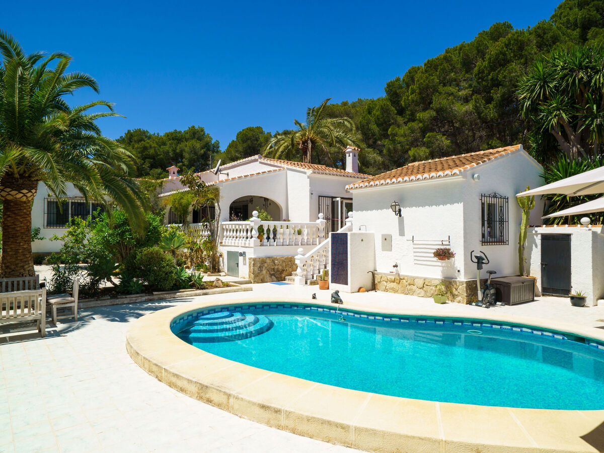 Villa El Palmeral – 280 m² avec piscine à Javea - Photo 1