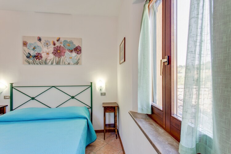 Maison Lucia à Assisi : agriturismo avec piscine et vue vallonnée - Photo 19