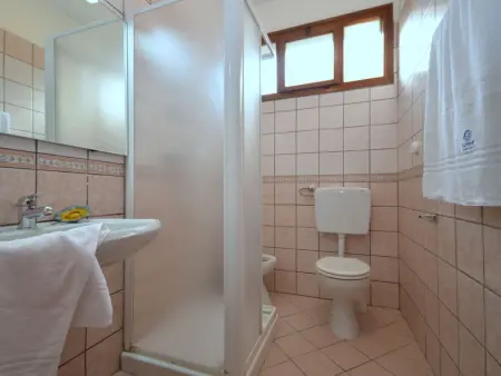 Maison Villaggio Alex – Lignano Pineta, garage inclus : photo 18