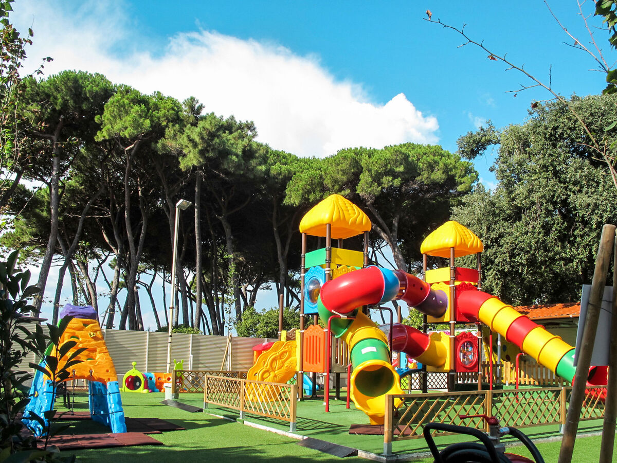 Bungalow 6 pers. Camping Campeggio Italia, 80 m mer - Photo 3