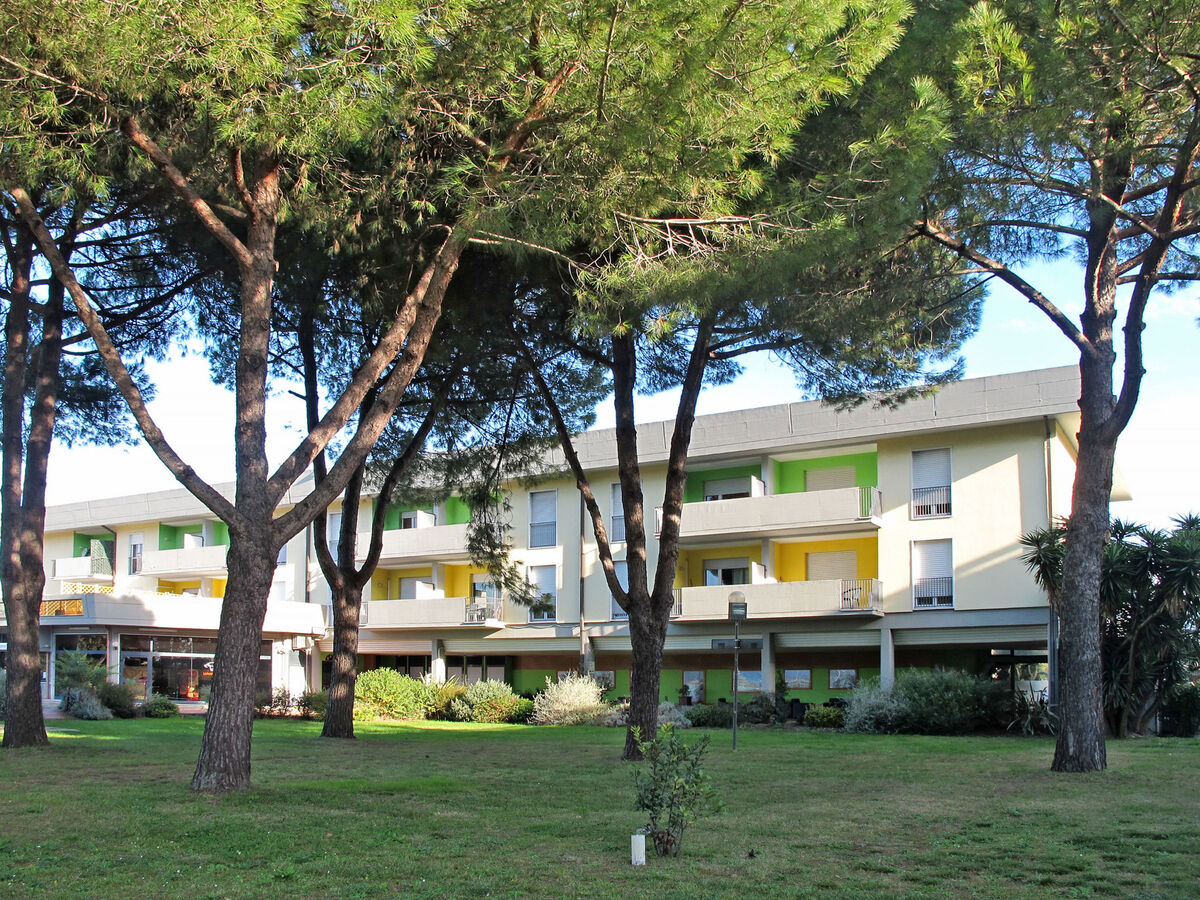 Italia - Apt 2 pièces avec balcon à 1,1 km de la mer - Photo 2