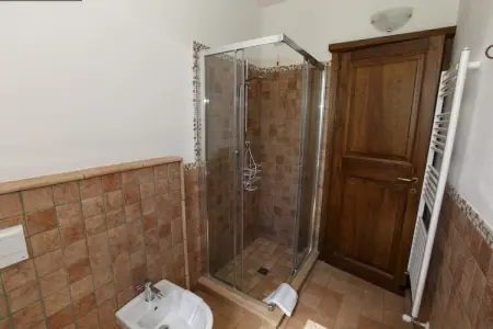 Villa Due Olive, Villa luxueuse à Vasciano avec piscine privée - Photo 21