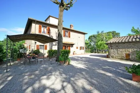 Location villa à Cortona, Villa à Cortona avec piscine et vue