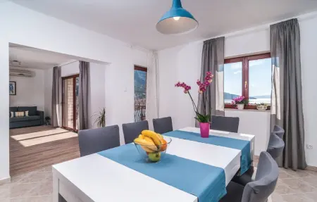 Maison 14 personnes à Omis - Photo 2