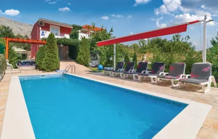 Location maison à Srinjine