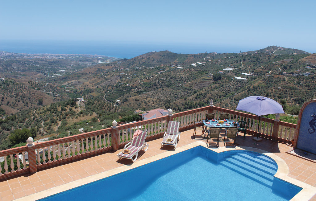 Maison 4 chambres avec piscine privée à Torrox - Photo 1
