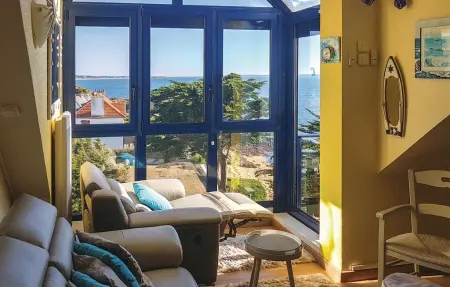 Appartement vue île de Groix, plage au pied : photo 12