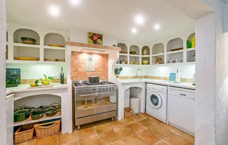 Ancienne bergerie avec piscine privée à Fontarèches : photo 4