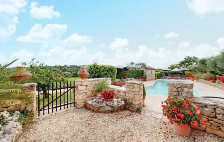 Ancienne bergerie avec piscine privée à Fontarèches : photo 17