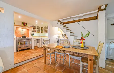 Ancienne bergerie avec piscine privée à Fontarèches : photo 22