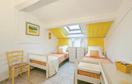 Ancienne bergerie avec piscine privée à Fontarèches : photo 25