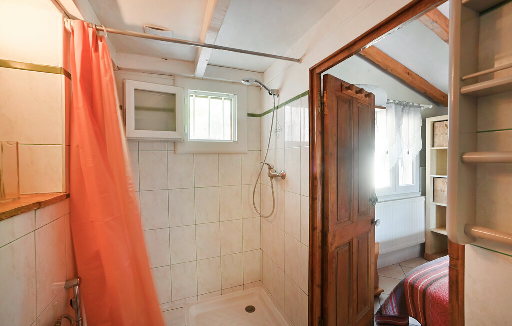 Maison 1 chambre avec piscine partagée à Sarrians - Photo 15