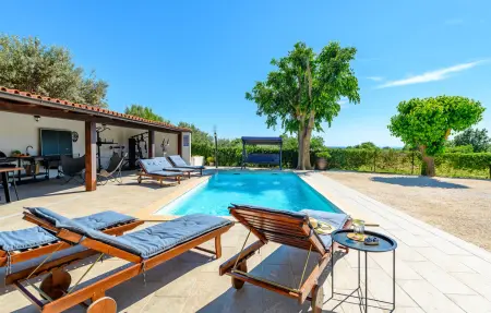 Location maison à Galizana