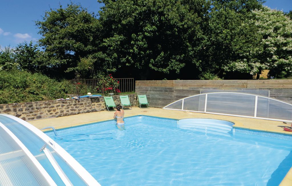 Ferme rénovée avec piscine près du Mans - Photo 7
