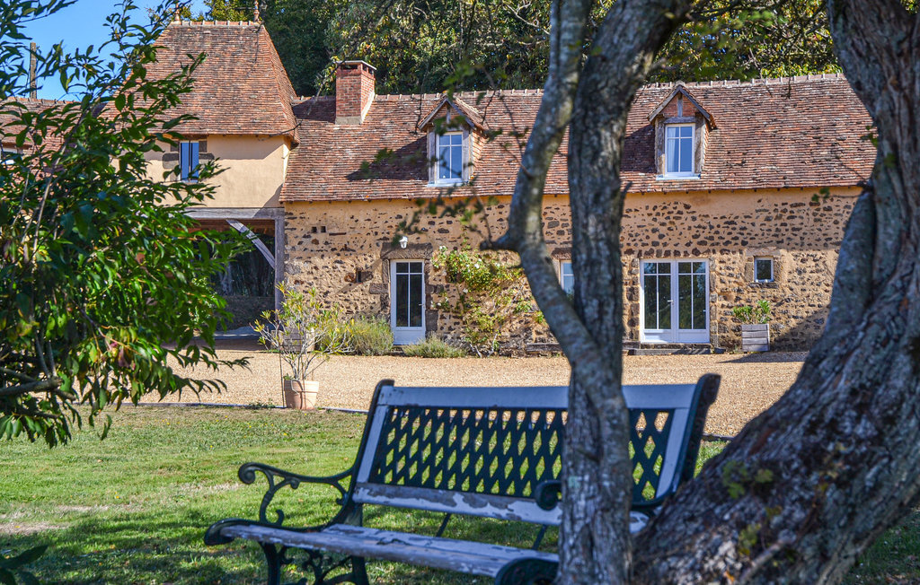 Ferme rénovée avec piscine près du Mans - Photo 12