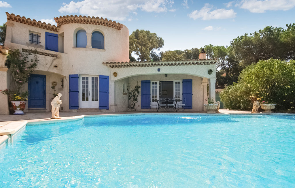 Villa méditerranéenne avec tour et piscine à Sainte-Maxime - Photo 11