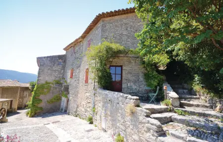 Maison en pierre du XIIe siècle à Bonnieux : photo 4