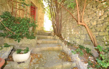 Maison en pierre du XIIe siècle à Bonnieux : photo 12