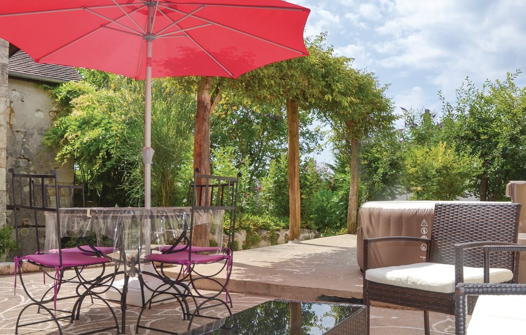 Maison XVIIIe siècle avec jacuzzi à Preuilly-sur-Claise - Photo 1