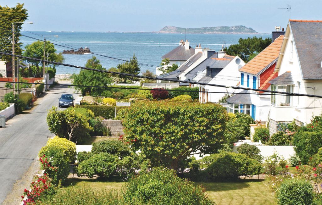 Maison en granit rose face à la mer, Tredrez-Locquemeau - Photo 3