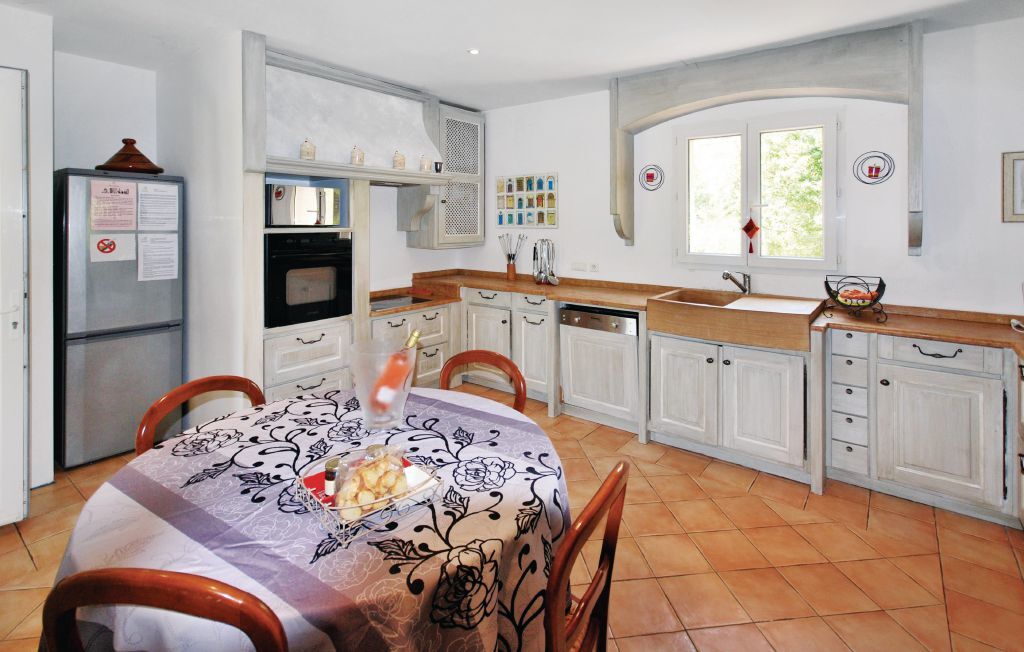 Villa 5 chambres avec piscine nage à contre-courant à Salernes - Photo 2