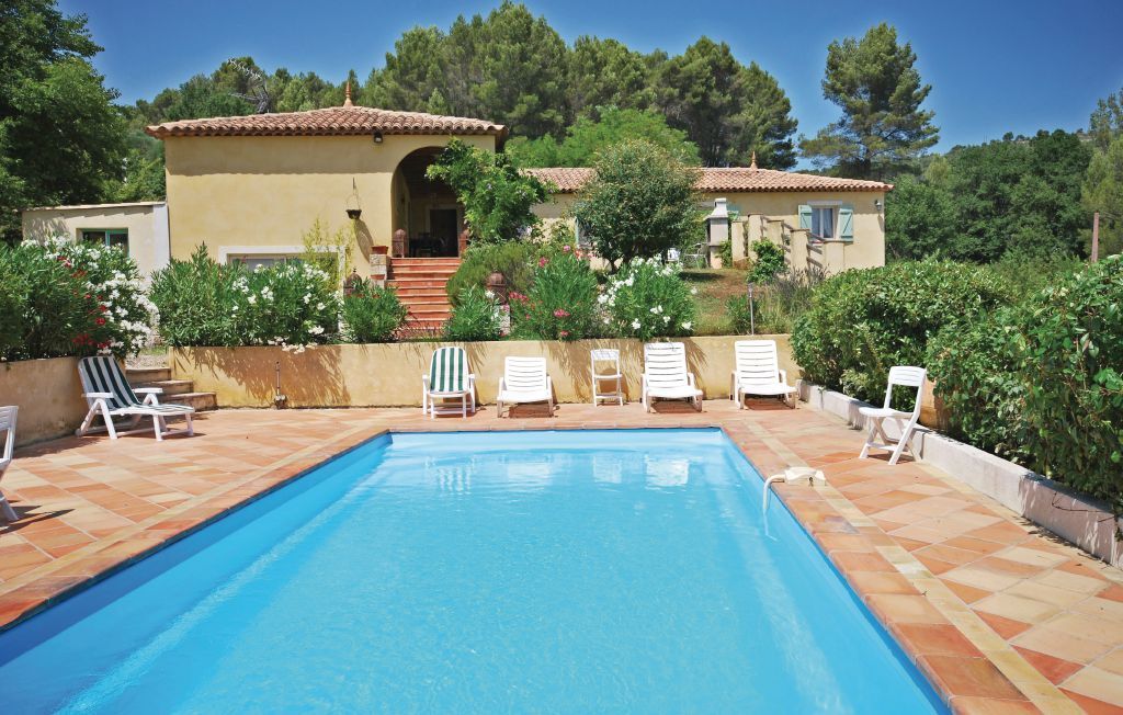Villa 5 chambres avec piscine nage à contre-courant à Salernes - Photo 6