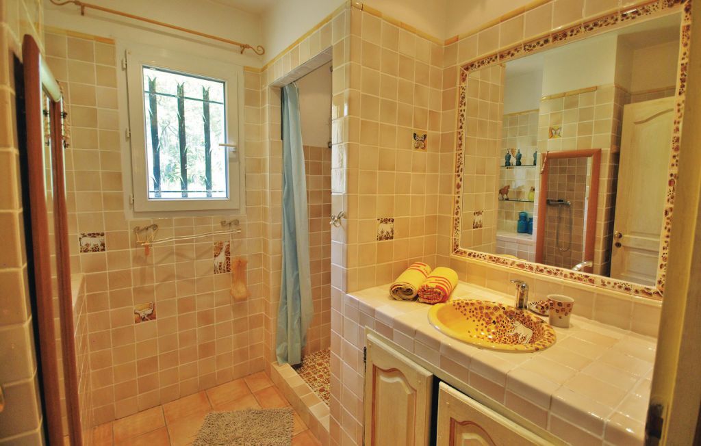 Villa 5 chambres avec piscine nage à contre-courant à Salernes - Photo 26
