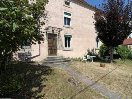 Location gite de vacances à Anchenoncourt et Chazel
