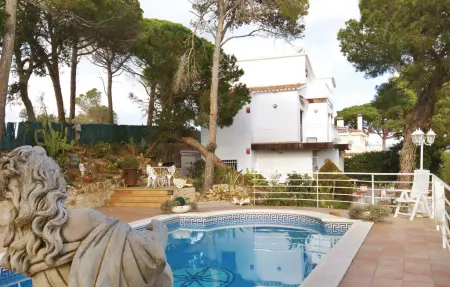 Maison 4 chambres avec piscine privée et vue mer à Blanes : photo 3