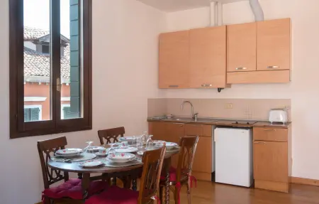Sandalo – Appartement avec terrasse à Venezia : photo 5