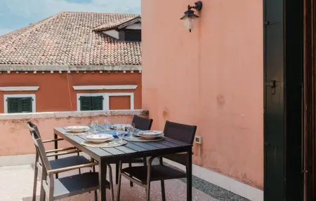 Sandalo – Appartement avec terrasse à Venezia : photo 7