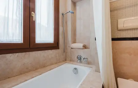 Sandalo – Appartement avec terrasse à Venezia : photo 14