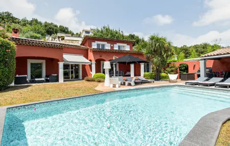 Location maison de vacances à les Adrets de l'Estére