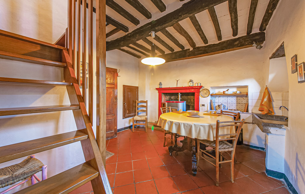 Maison mitoyenne en pierre, Garfagnana – randonnée à 200m - Photo 11