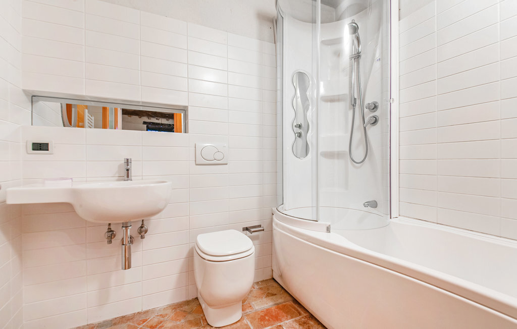 Maison mitoyenne en pierre, Garfagnana – randonnée à 200m - Photo 16