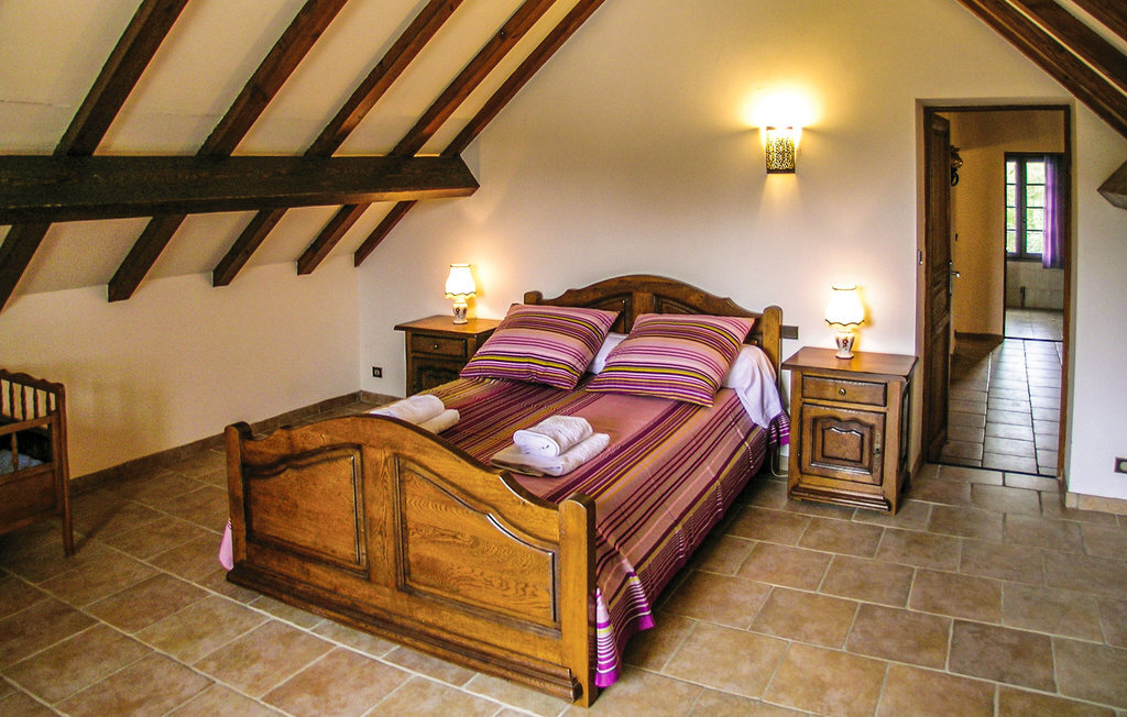 Maison XVIIIe siècle avec piscine à Gardonne - Photo 8