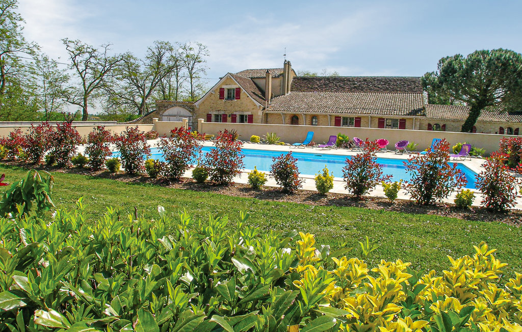 Maison XVIIIe siècle avec piscine à Gardonne - Photo 10
