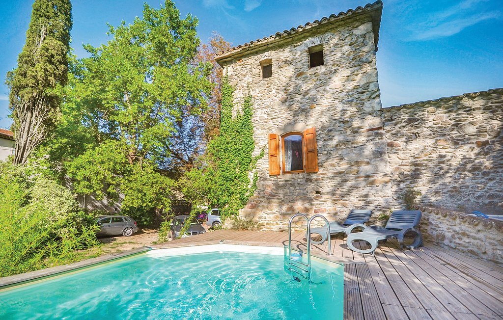 Appartement château XIVe siècle avec piscine privée - Photo 1